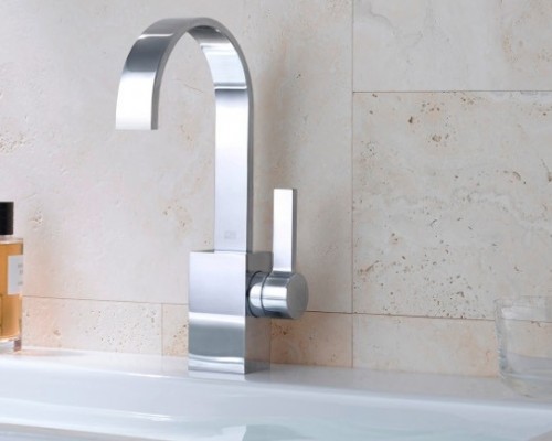 Set4CloseupWaschtischLicht2088wellenhandtuch2V11940x435